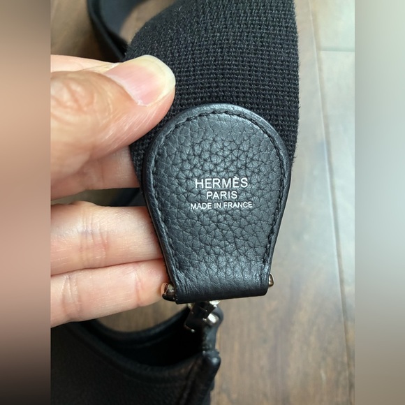 Hermes Black Leather Messenger Bag - Picture 6 of 13